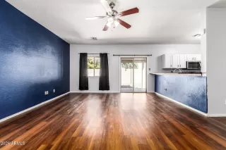 Photo #5: 6993567 Listing 