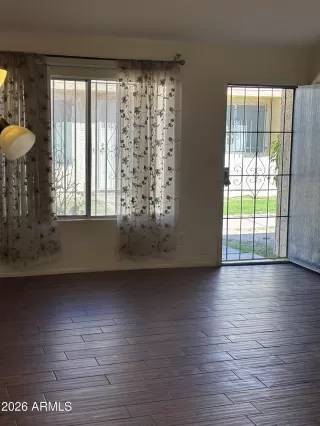 Photo #3: 6993600 Listing 