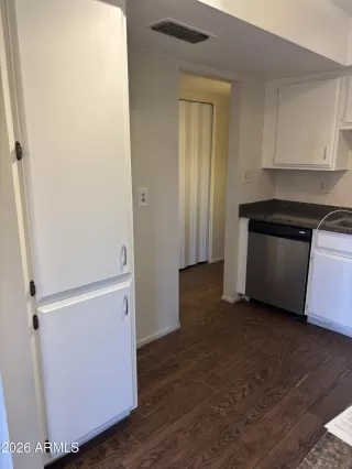 Photo #6: 6993600 Listing 