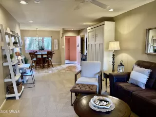 Photo #5: 6993623 Listing 