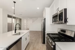 Photo #3: 6993717 Listing 