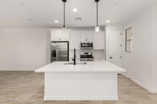 Photo #4: 6993717 Listing 