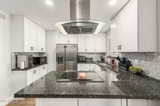 Photo #6: 6993732 Listing 