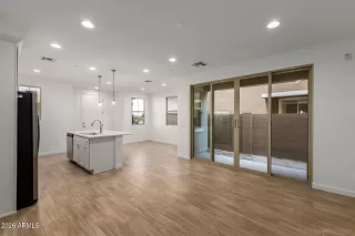 Photo #5: 6993795 Listing 