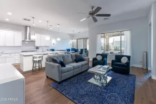 Photo #5: 6993822 Listing 