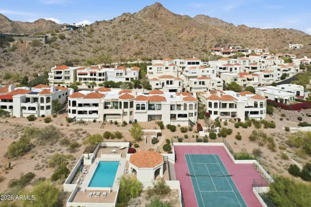 MLS: 6993906 Condo For Sale