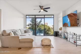 Photo #2: 6993951 Listing 