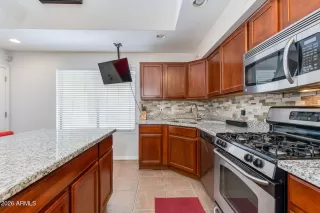 Photo #2: 6993968 Listing 