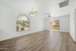 Photo #6: 6994015 Listing 