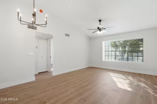 Photo #3: 6994045 Listing 