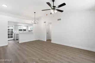 Photo #6: 6994045 Listing 