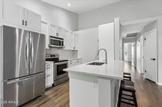 Photo #2: 6994207 Listing 