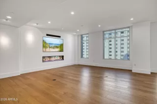 Photo #2: 6994280 Listing 