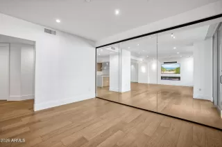 Photo #5: 6994280 Listing 