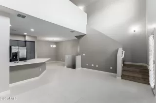 Photo #6: 6994340 Listing 