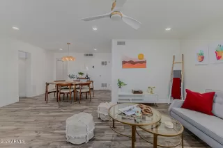 Photo #5: 6994436 Listing 