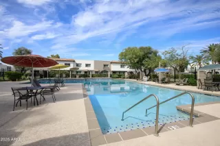 Photo #1: 6994446 Listing 