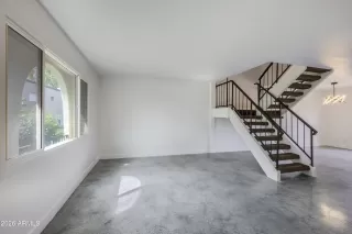 Photo #6: 6994446 Listing 