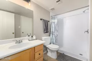 Photo #6: 6994465 Listing 