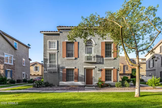 MLS: 6994527 Condo For Sale