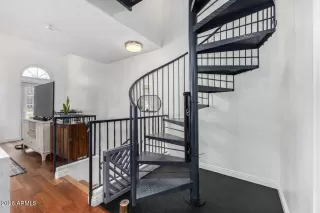 Photo #6: 6994527 Listing