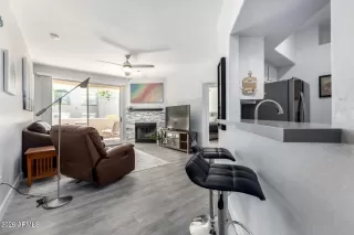 Photo #3: 6994607 Listing 