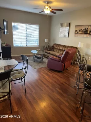 Photo #5: 6994683 Listing 