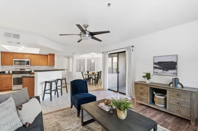 MLS: 6994695 Condo For Sale