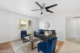 Photo #4: 6994695 Listing 