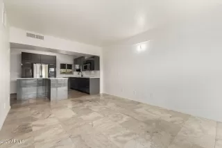 Photo #3: 6994710 Listing 