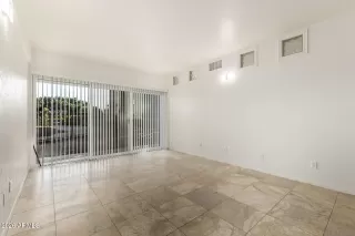 Photo #4: 6994710 Listing 