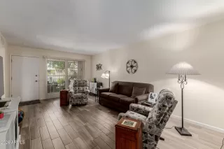 Photo #1: 6994947 Listing 