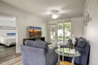 Photo #4: 6994969 Listing 