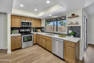 Photo #6: 6994977 Listing 