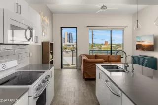 Photo #3: 6995131 Listing 