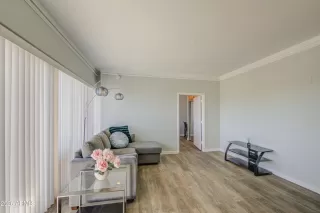 Photo #4: 6995140 Listing 