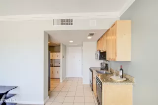 Photo #5: 6995140 Listing 