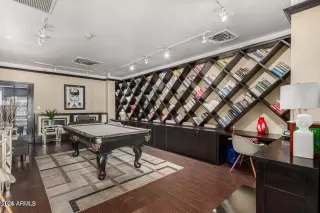 Photo #2: 6995145 Listing 