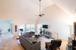 Photo #2: 6995172 Listing 