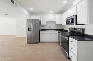 Photo #3: 6995224 Listing 