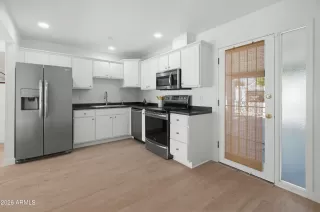 Photo #4: 6995224 Listing 