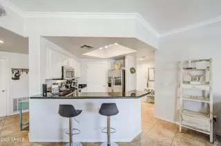 Photo #1: 6995253 Listing