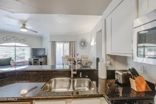 Photo #5: 6995253 Listing