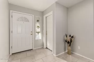 Photo #4: 6995295 Listing