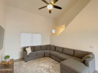 Photo #3: 6995322 Listing