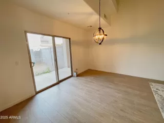 Photo #6: 6995322 Listing