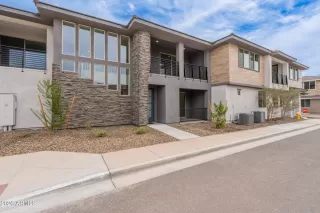 Photo #1: 6995341 Listing