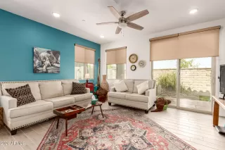 Photo #5: 6995352 Listing