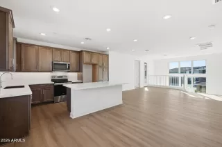 Photo #4: 6995394 Listing