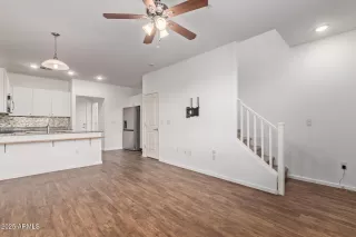 Photo #6: 6995480 Listing